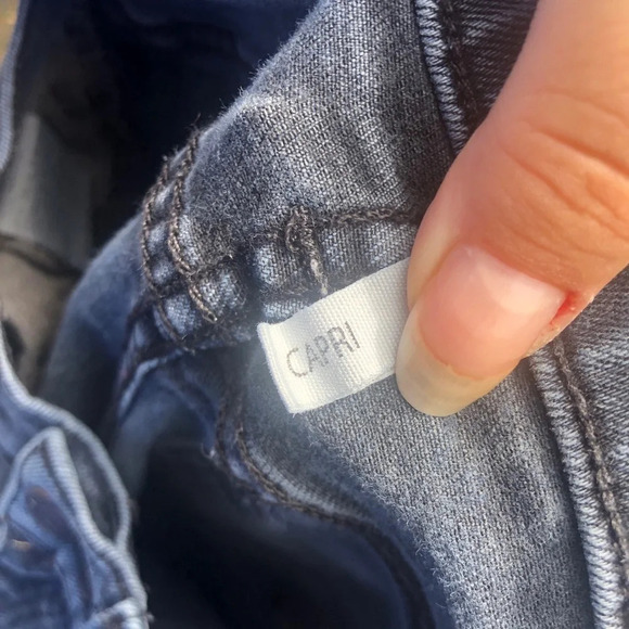 RAG & BONE BLACK DENIM CAPRIS - Picture 4 of 5